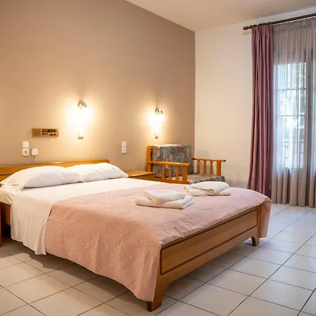 Hotel Pineas à Kalambaka Extérieur photo